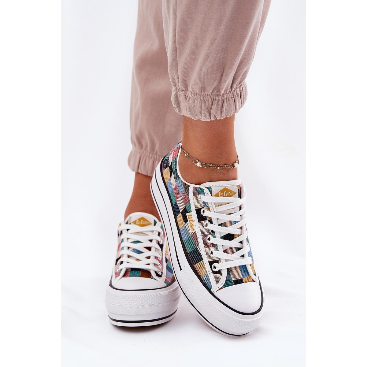 Vzorkované Dámske Tenisky Na Platforme Lee Cooper LCW-25-31-3441L Viacfarebné