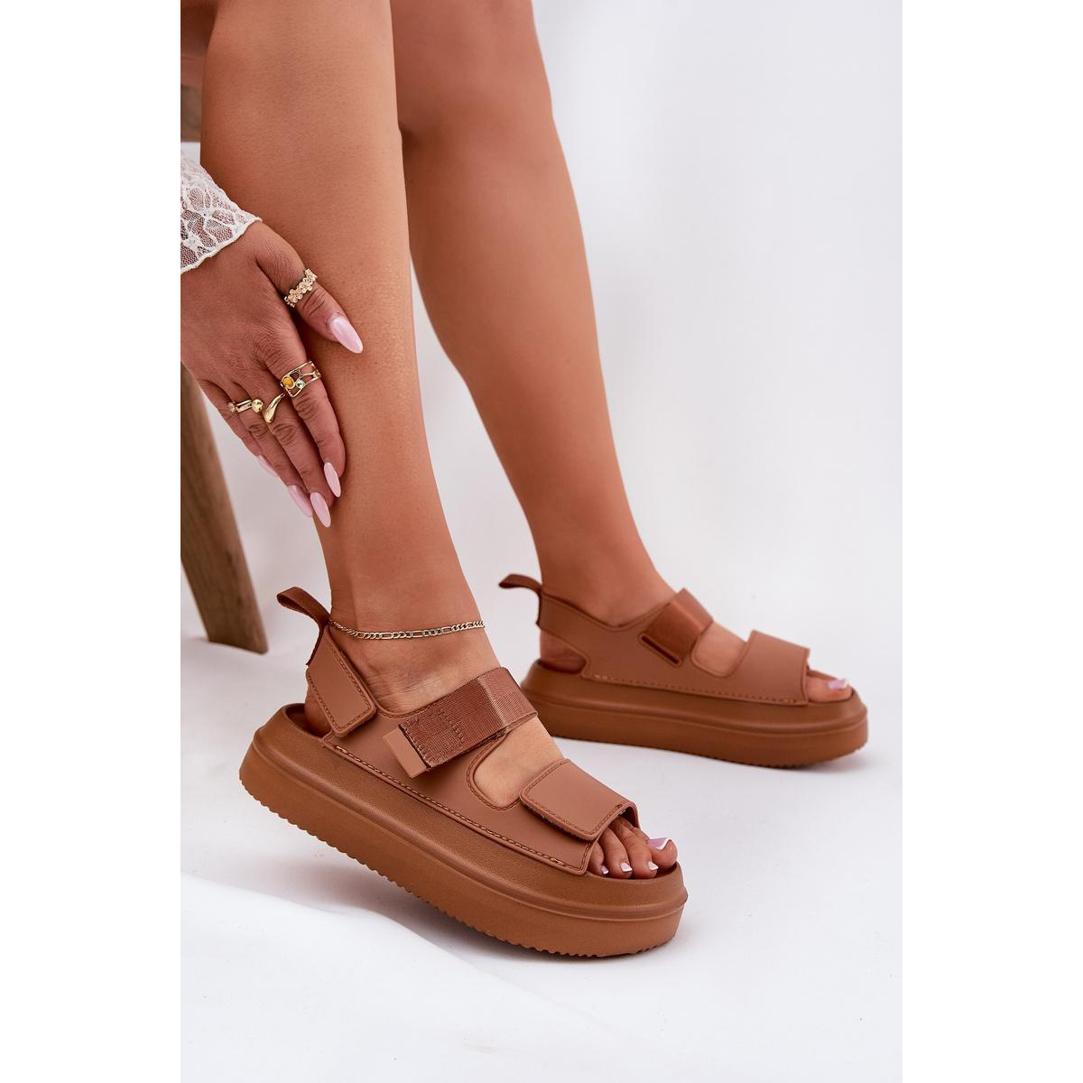 Dámske sandále na platforme so suchým zipsom Camel Nitepira - Odtiene hnedej a béžovej