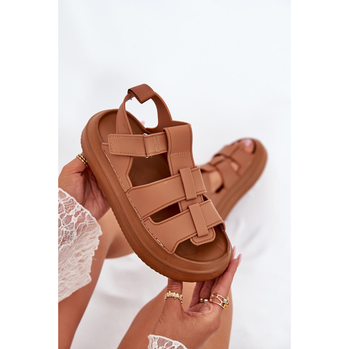 Dámske Sandále Na Platforme Camel Nitavelia - Odtiene hnedej a béžovej