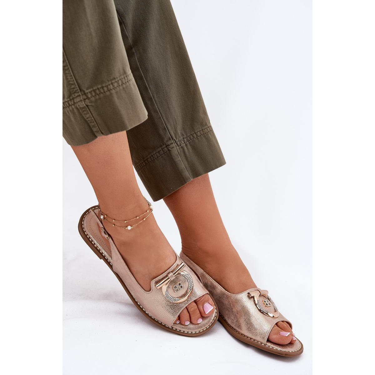 Elegantné Sandále S Dekoráciou Na Plochéj Päte S.Barski KV51-003 Růžové Zlato - Zlatá