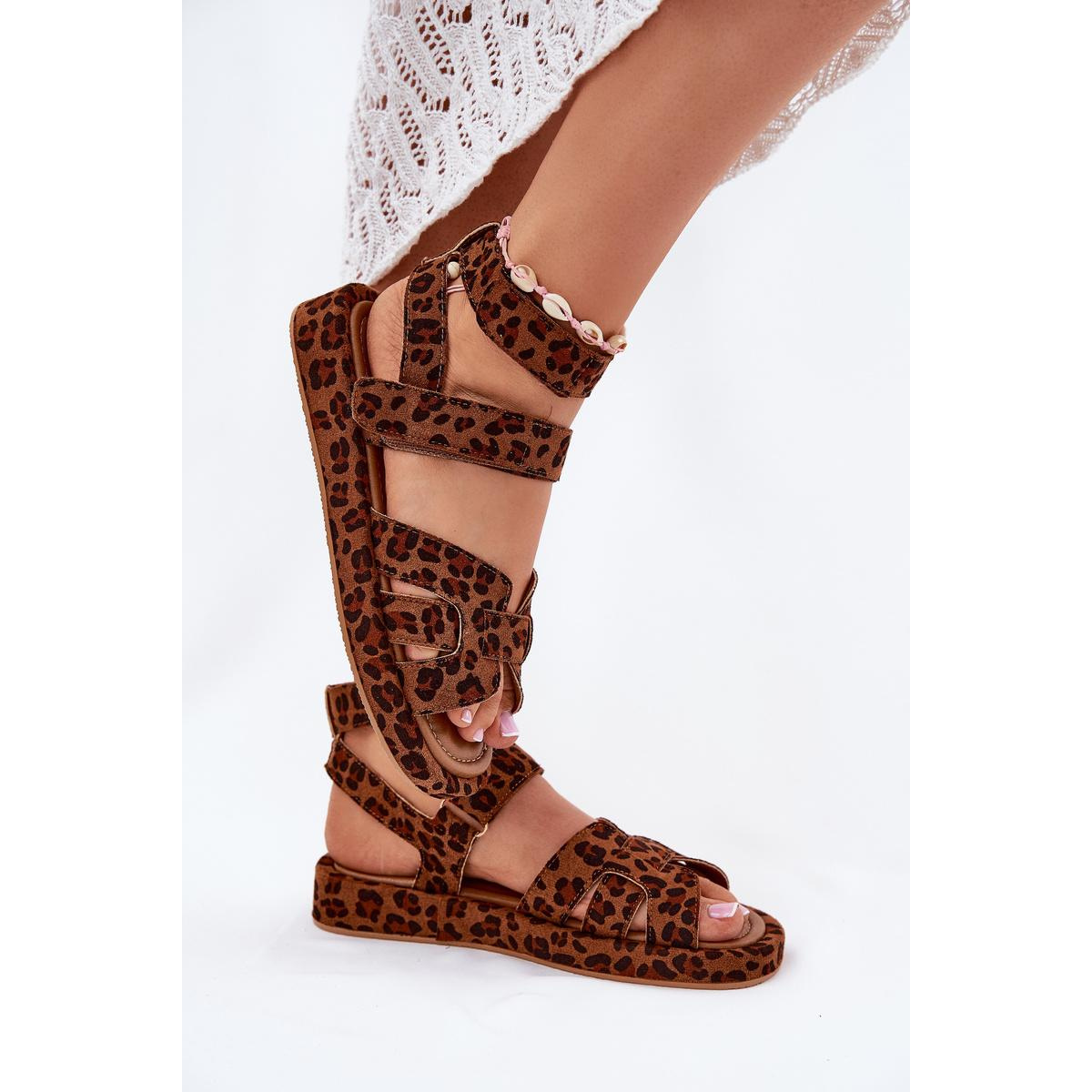Dámske sandále so suchým zipsom leopard Uvissa - Odtiene hnedej a béžovej