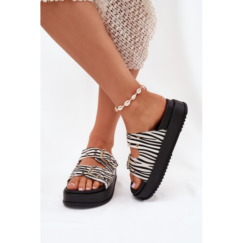 Dámske Sandále So Zlatými Prackami Na Platforme Zebra Virvania - Biela