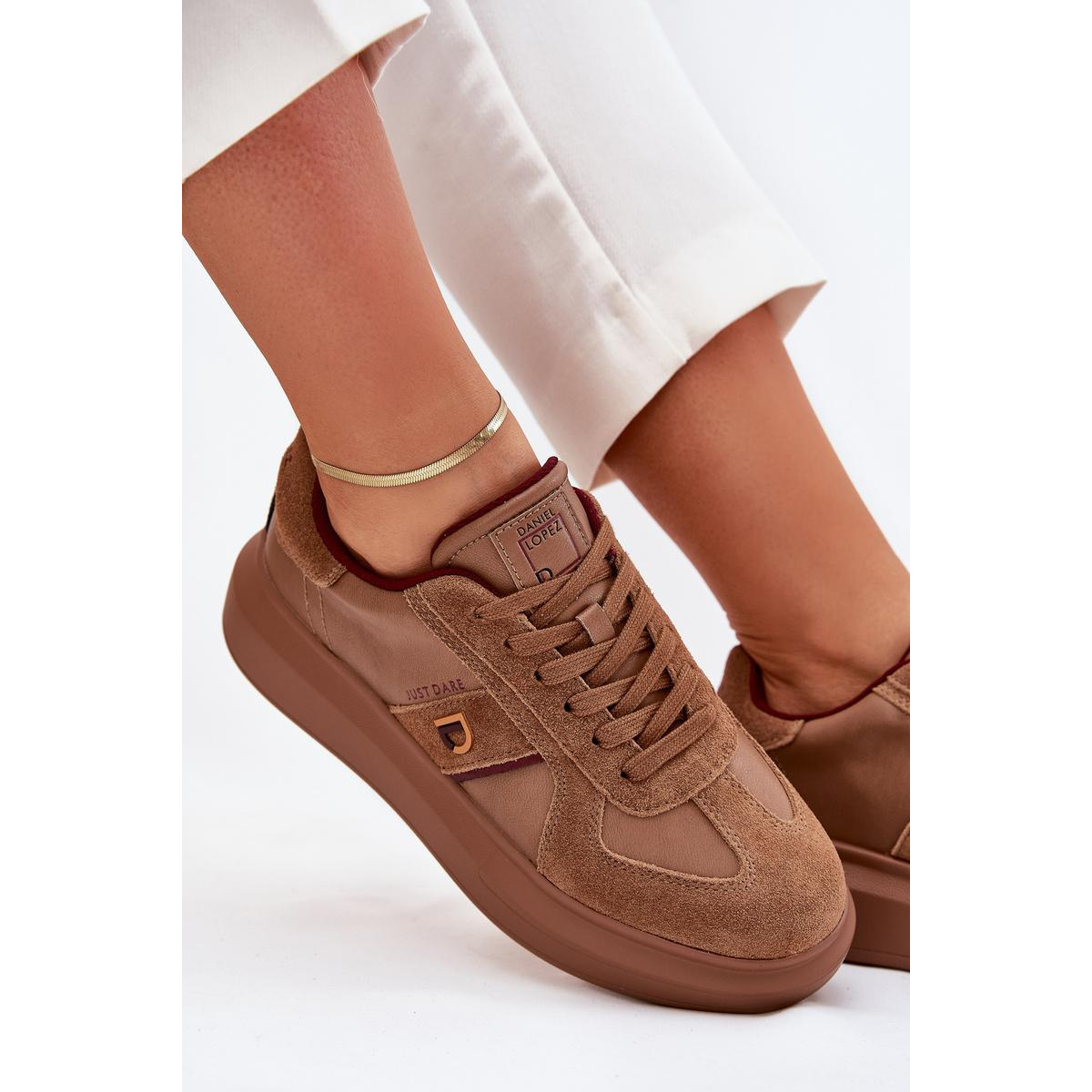Dámske Kožené Sneakersy Na Platforme Daniel Lopez Just Dare SS2D4005 Hnedé - Odtiene hnedej a béžovej