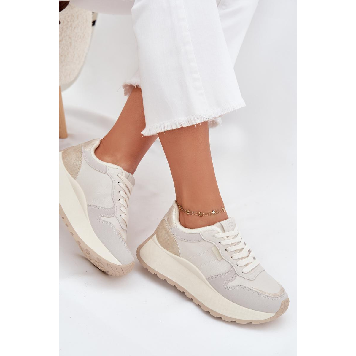 Zateplené dámske sneakersy na platforme Big Star SS274008 HI-POLY SYSTEM svetlo béžové - Biela