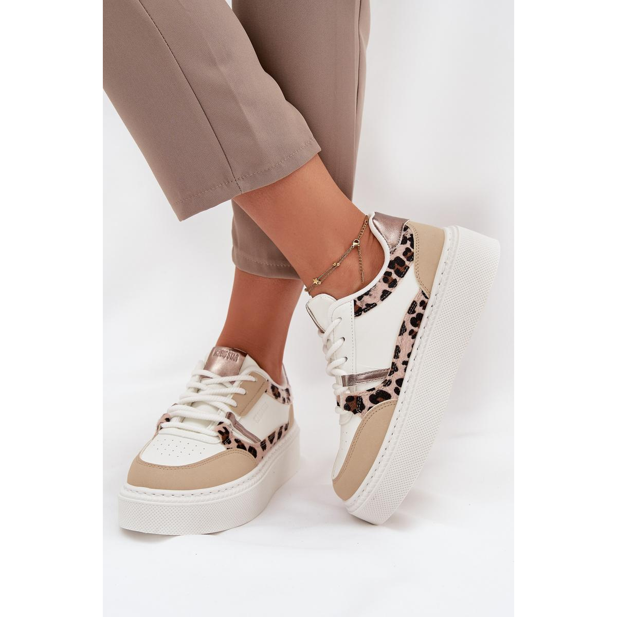 Dámske Tenisky Na Platforme Big Star SS274357 Leopardí Biela-Bežová - Biela || Béžová