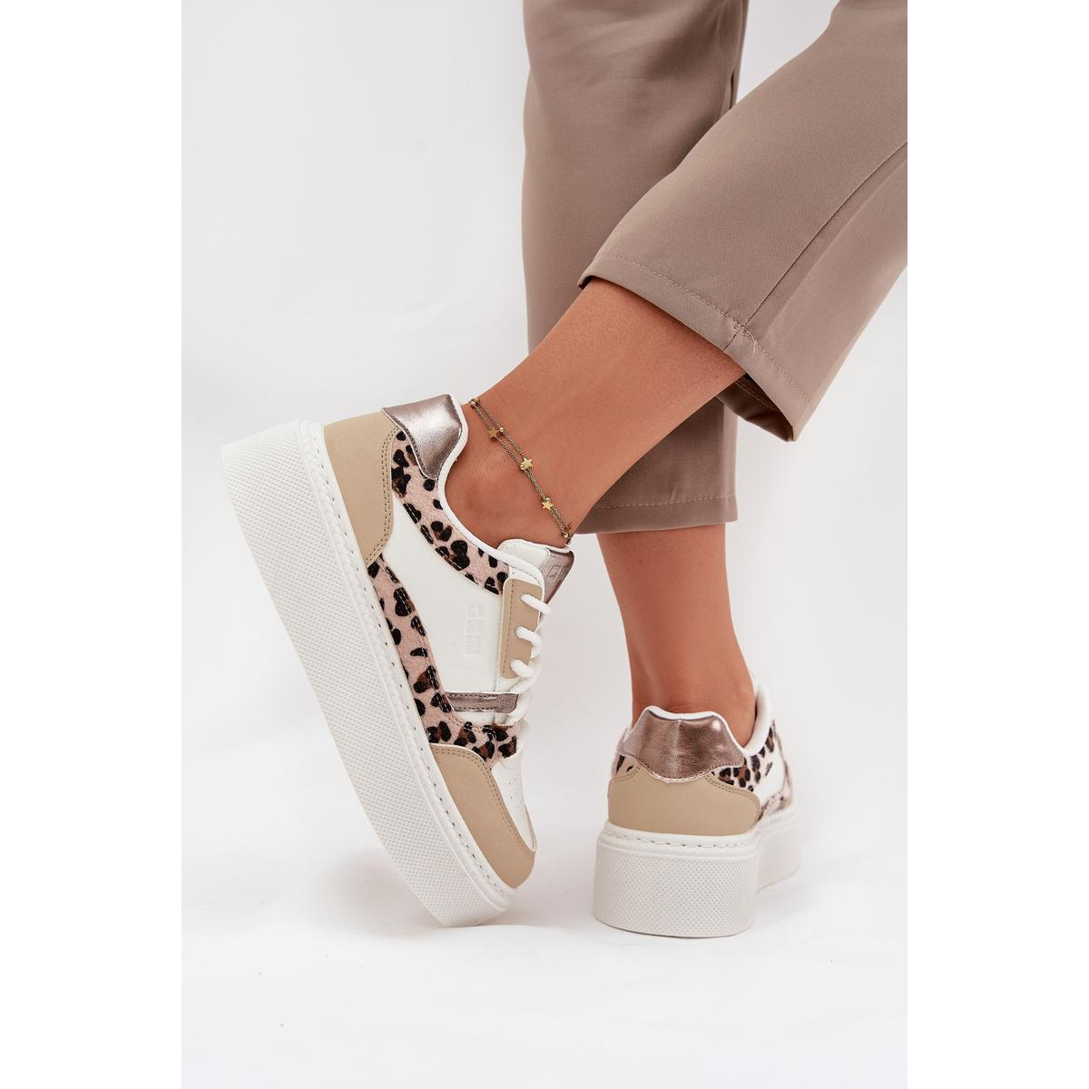 Dámske Tenisky Na Platforme Big Star SS274357 Leopardí Biela-Bežová - Biela || Béžová