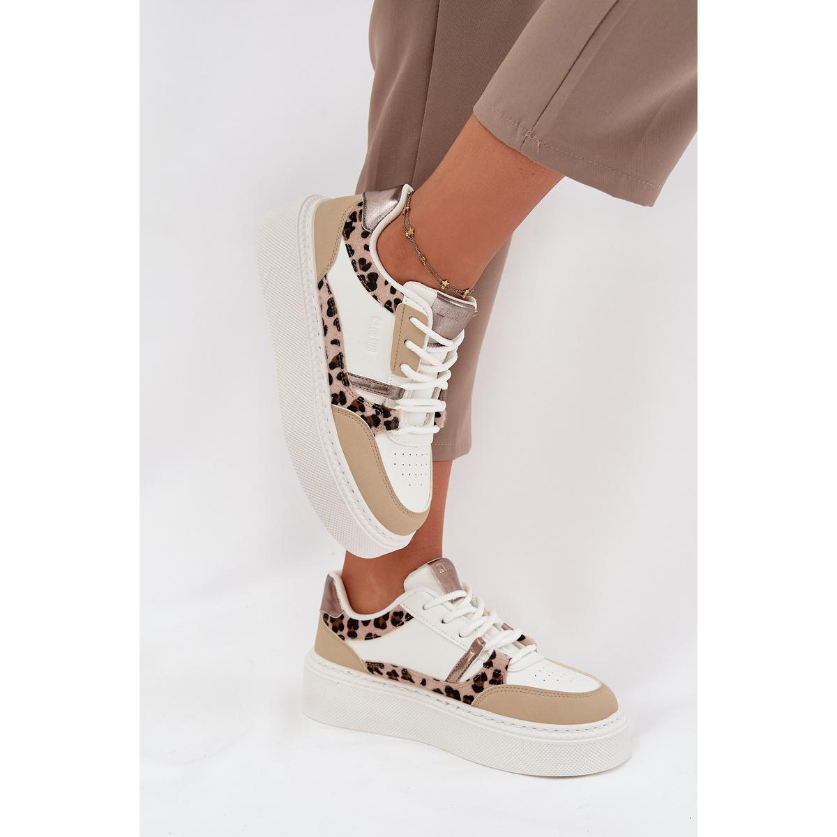 Dámske Tenisky Na Platforme Big Star SS274357 Leopardí Biela-Bežová - Biela || Béžová