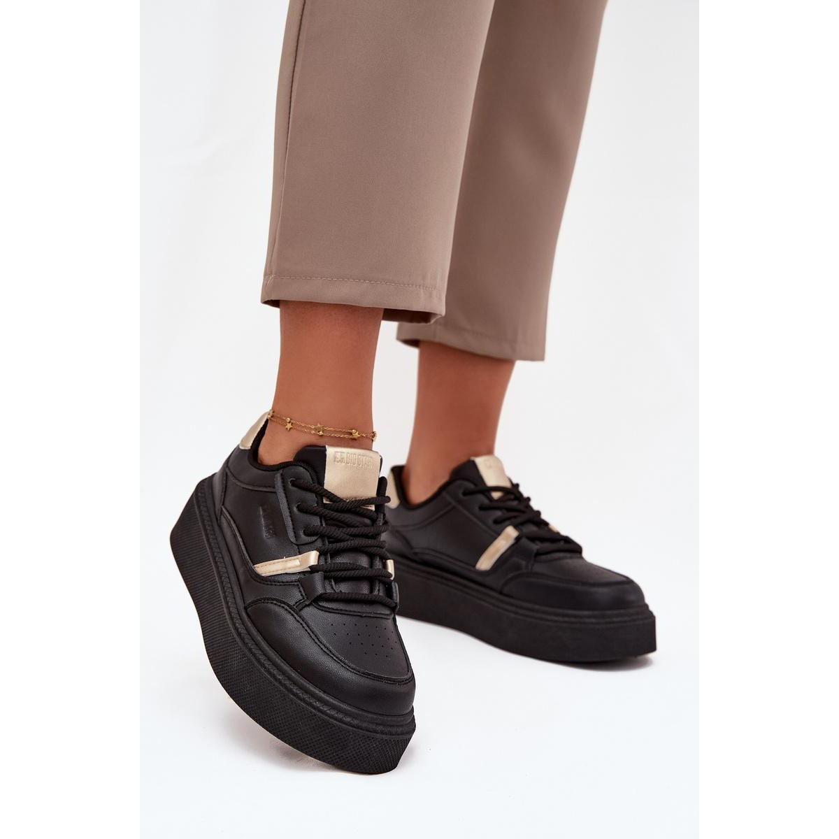 Dámske Sneakersy Na Platforme Big Star SS274360 Čierne - Čierna