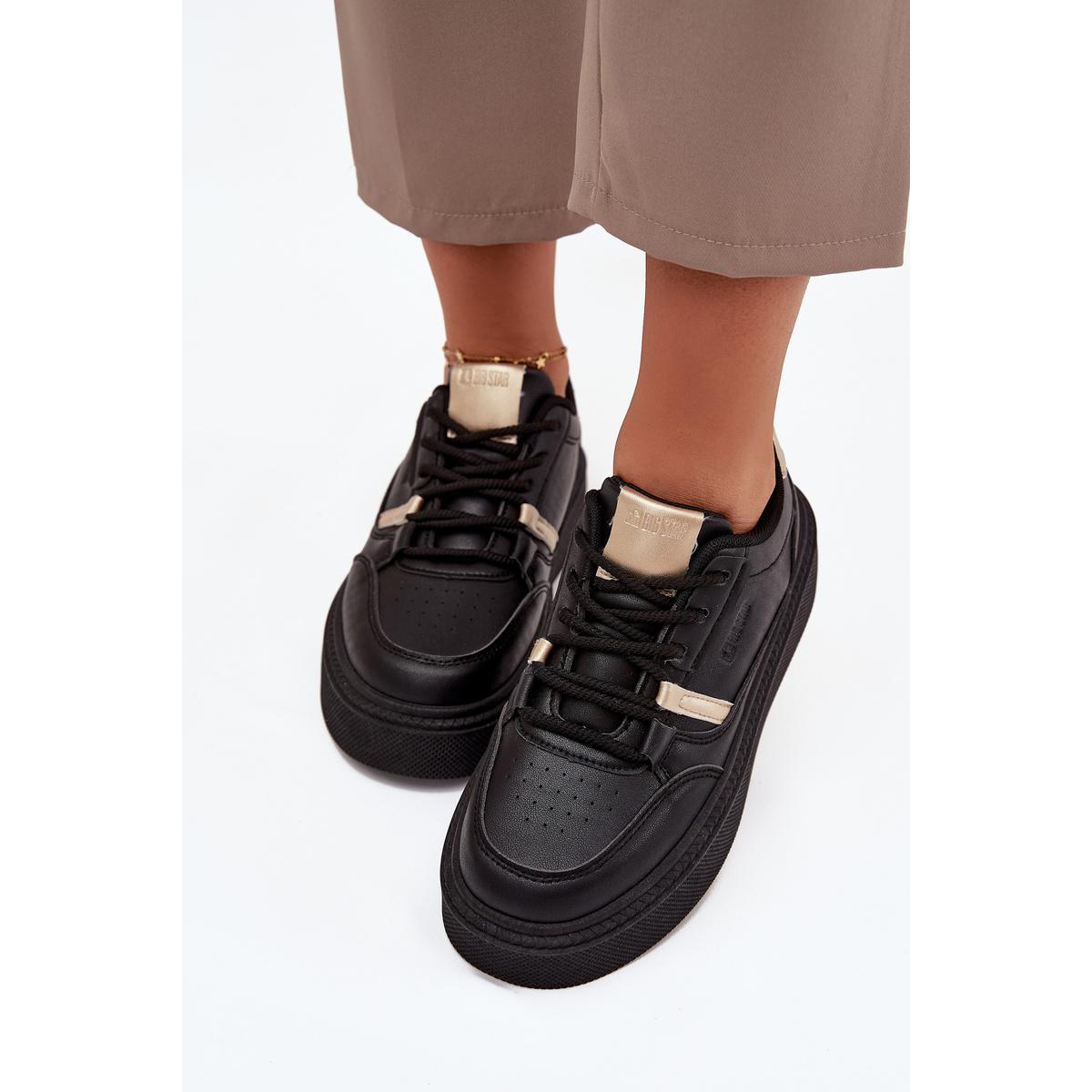Dámske Sneakersy Na Platforme Big Star SS274360 Čierne - Čierna