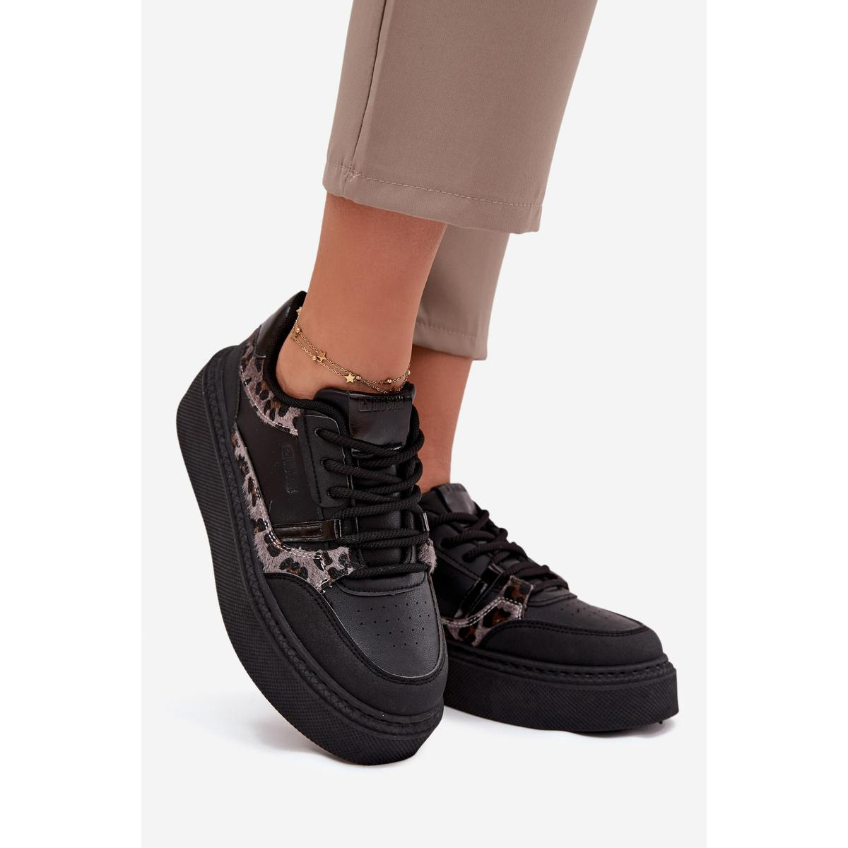 Dámske Sneakers Na Platforme Big Star SS274358 Leopardie Čierne - Čierna