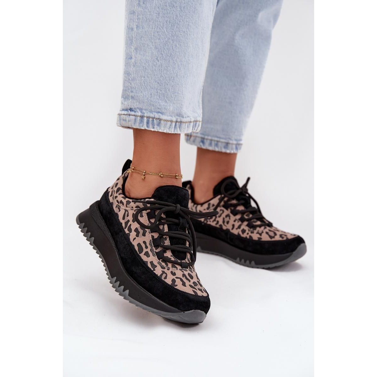 Semišové zateplené dámske tenisky na platforme Vinceza 66836 Leopard Potlač Čierne - Čierna