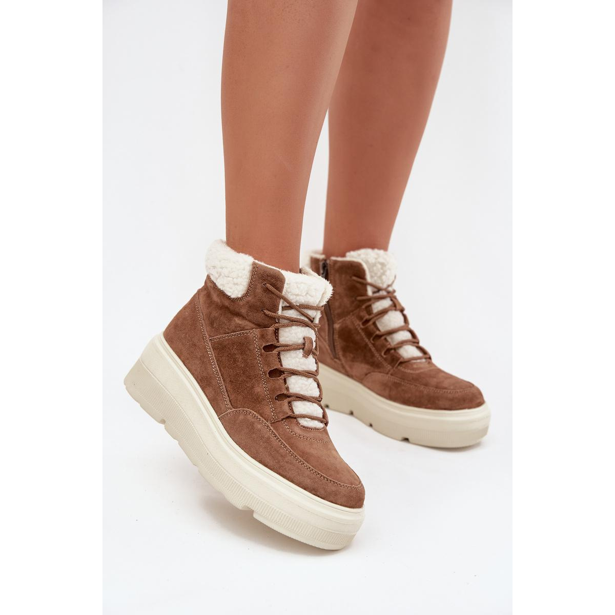 Semišové dámske snehule s kožušinou na platforme Vinceza 95354 Camel - Odtiene hnedej a béžovej