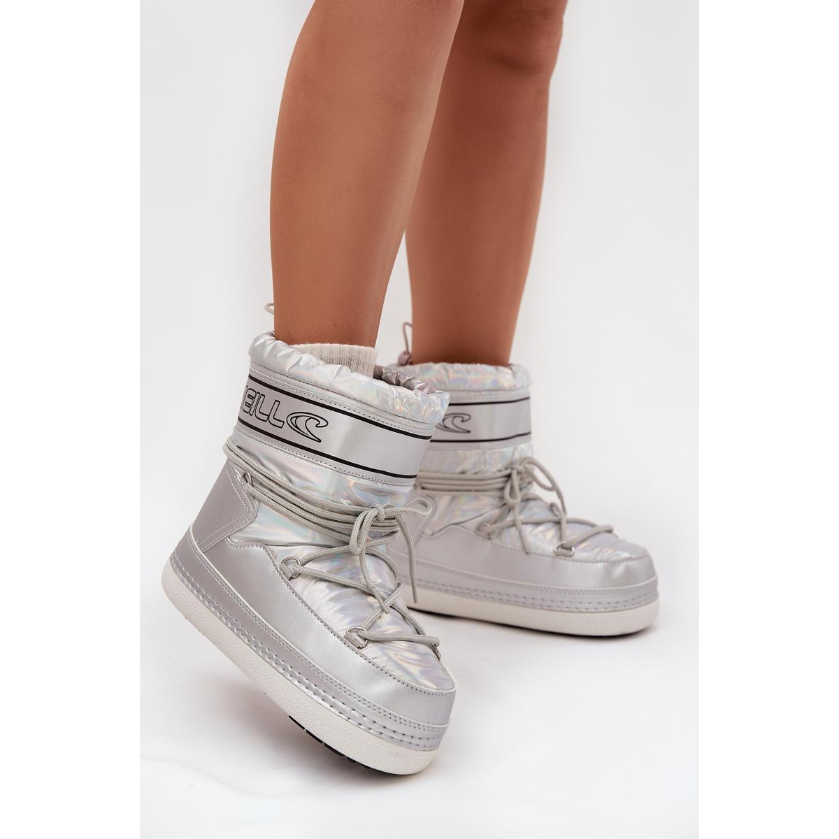 Dámske zimné čižmy s šnúrkami O'NEILL LISA WOMEN HIGH 90253012.99S Strieborné - Srebrny