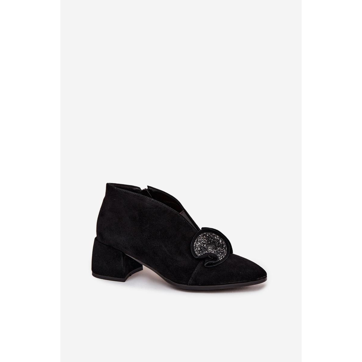 Kožené semišové dámske čižmy na opätku s ozdobou D&A MR52-182 Čierne
