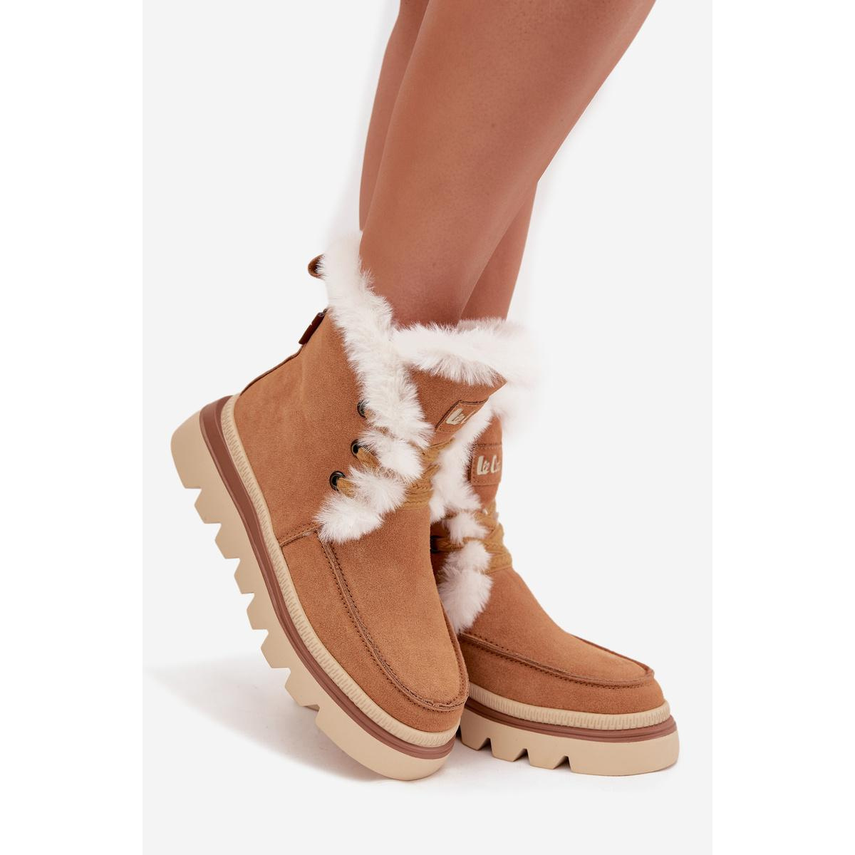 Ženské snehové topánky z prírodného semišu Lee Cooper LCJ-25-01-3738 Camel