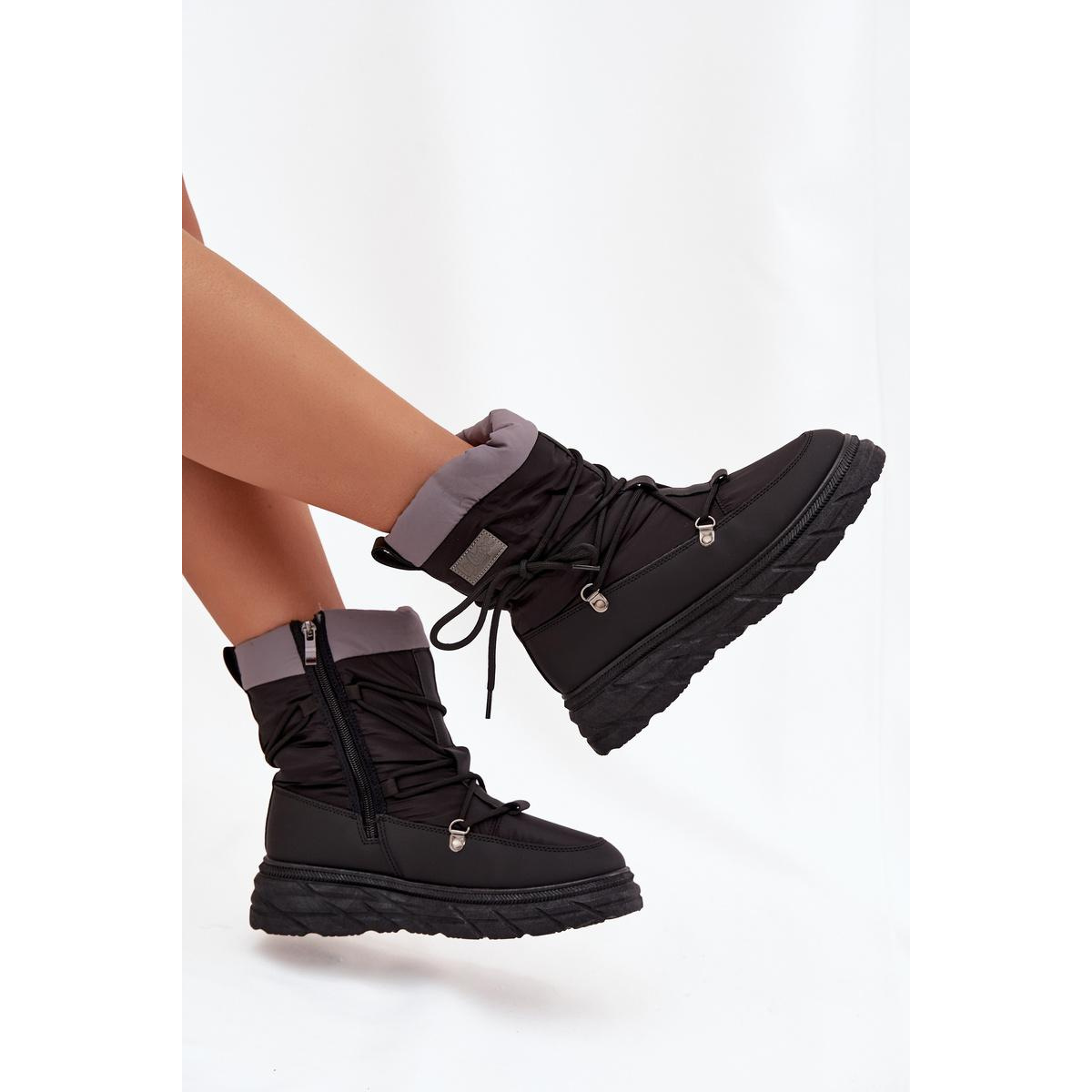 Dámske zimné čižmy na zips Lee Cooper LCJ-25-44-3930 Čierne - Čierna